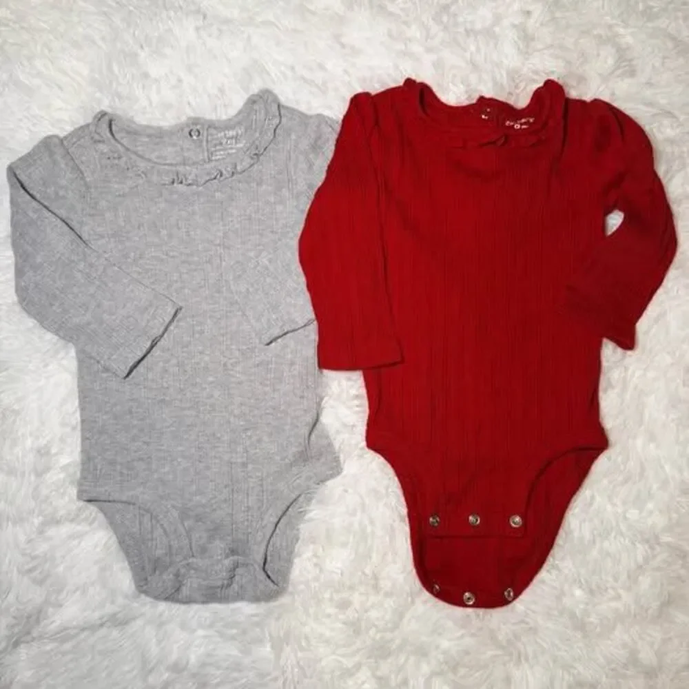 Ribbed Long Sleeve Onesies 9M Carter’s Neutral Red Gray
